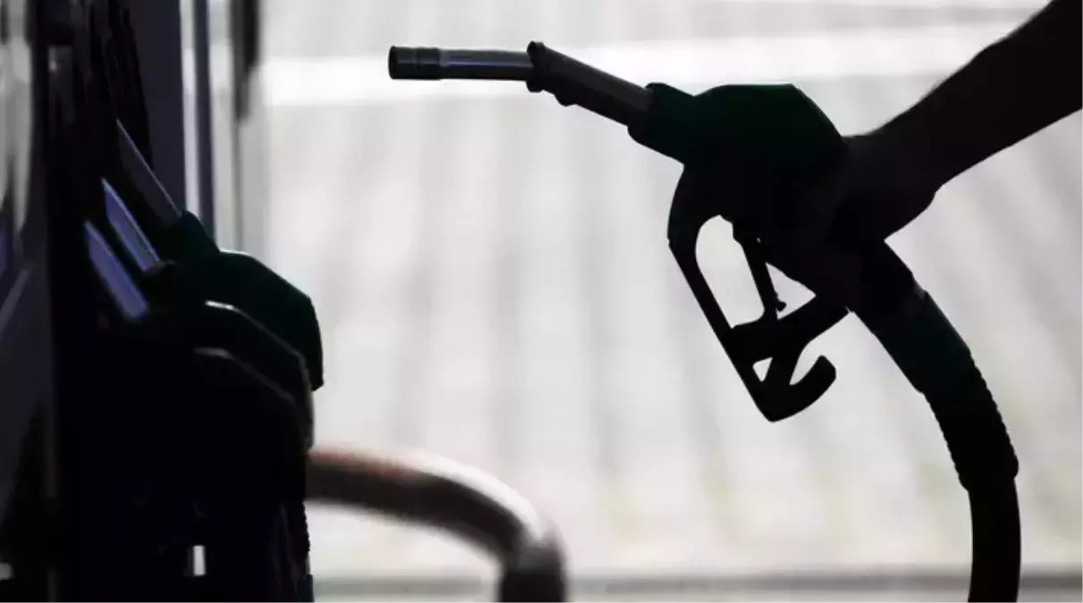 akaryakit-ve-motorine-artirim-mi-geldi-ne-kadar-son-dakika-brent-petrol-fiyati-istanbul-l6V7JWup.jpg