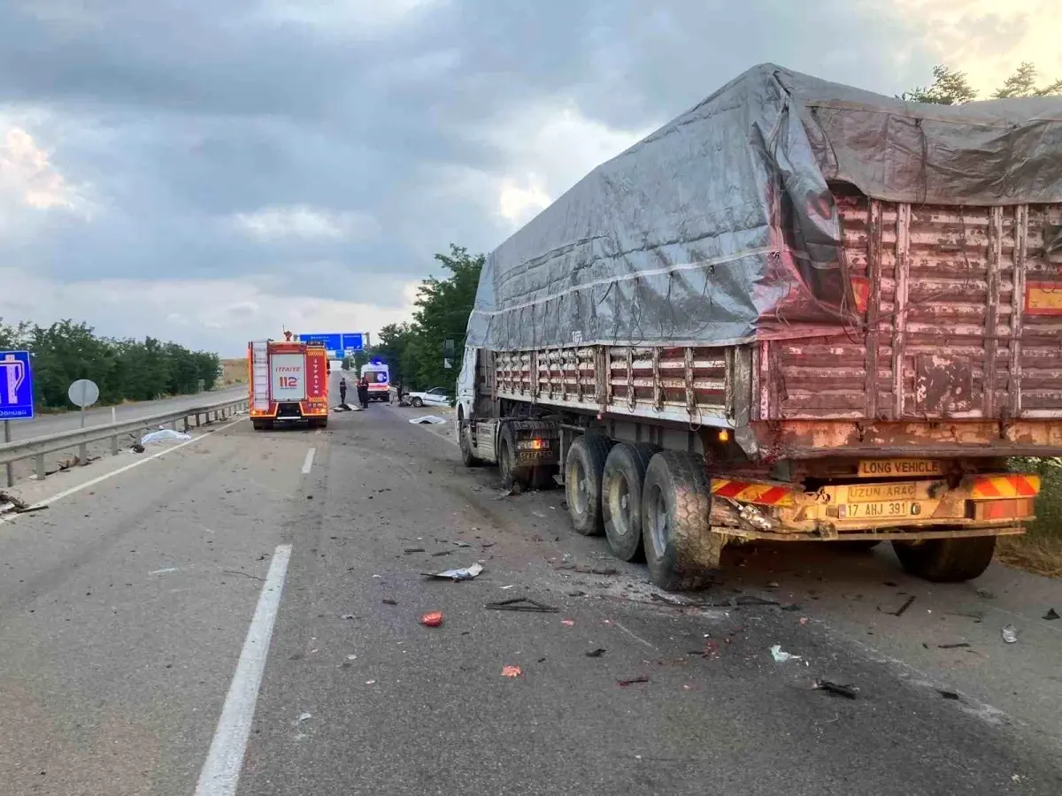 balikesirde-trafik-kazasinda-meyyit-sayisi-dorde-yukseldi-QwTHOCg9.jpg