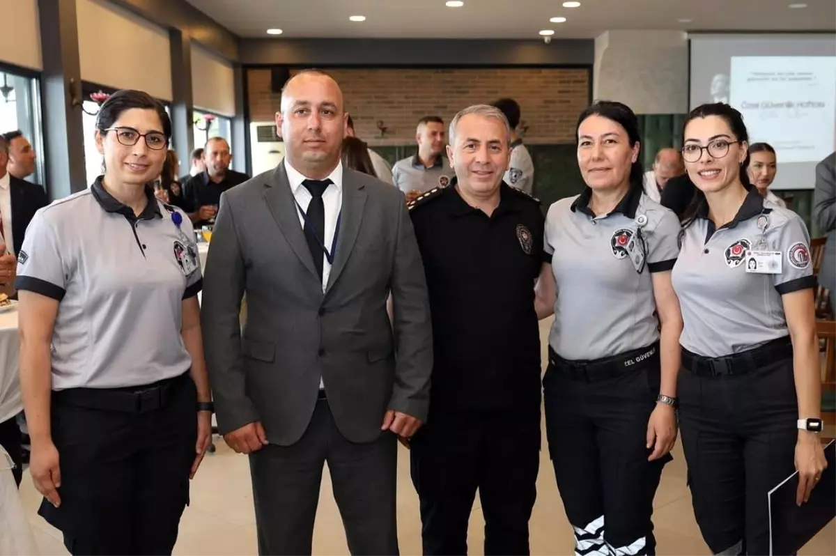 canakkalede-ozel-guvenlik-haftasi-kutlandi-4XQKzc6U.jpg
