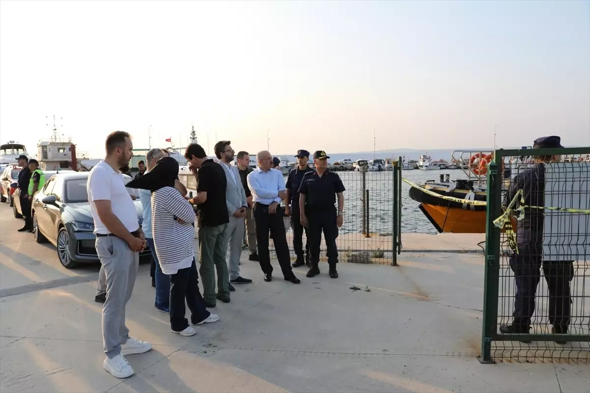 canakkalede-patlama-sonrasi-sihhat-iscisi-ahmet-seckinin-cenazesi-memleketine-gonderildi-AIgUi53D.jpg