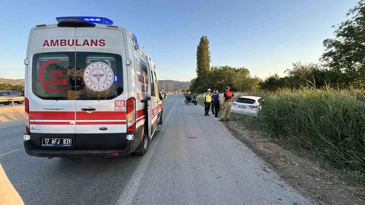 canakkalede-zincirleme-trafik-kazasinda-4-yasindaki-cocuk-hayatini-kaybetti-NaOLA5WO.jpg