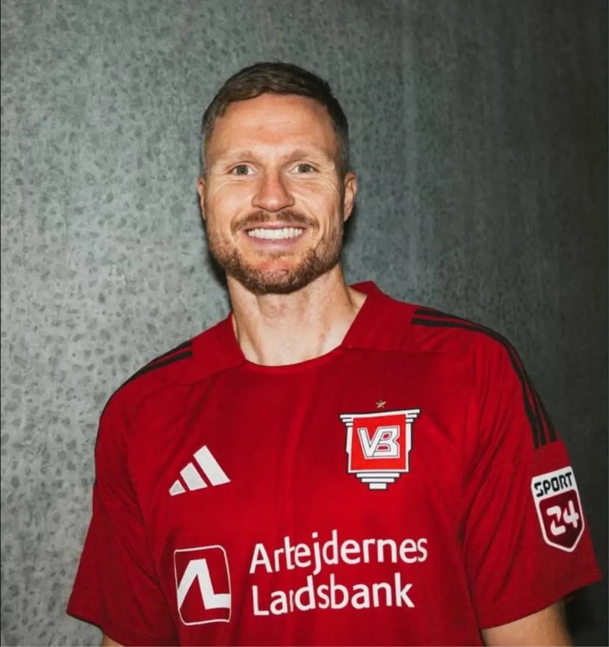 goztepeden-ayrilan-lasse-nielsen-danimarkaya-transfer-oldu-ltDOZA84.jpg