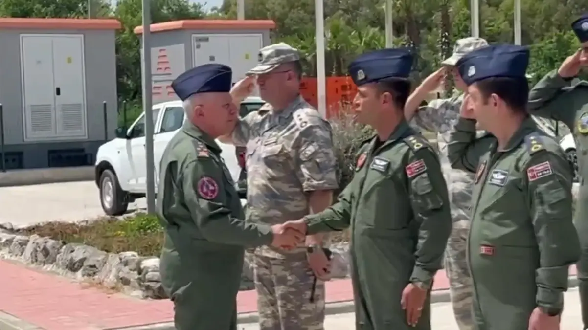 hava-kuvvetleri-kumandani-kadioglu-bayramda-birlikleri-ziyaret-etti-k77rsgYV.jpg