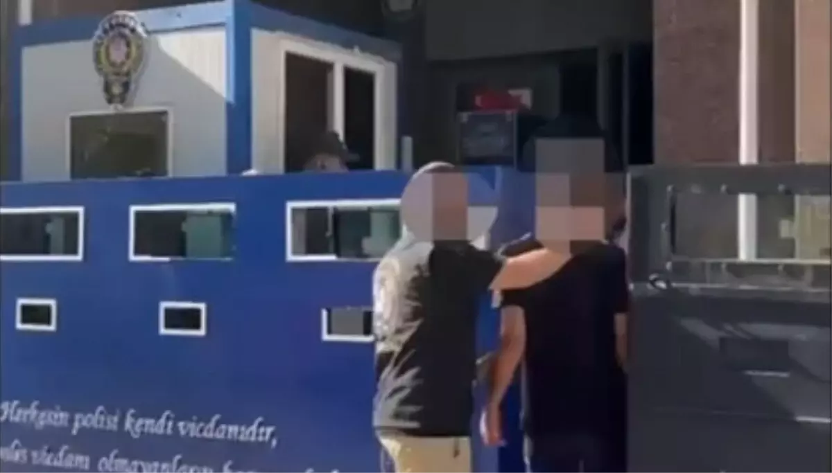 izmirde-es-vakitli-operasyon-141-hukumlu-gozaltina-alindi-jmqqknuL.jpg