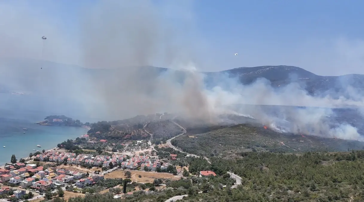 izmirdeki-orman-yangininda-iki-metruk-konut-ziyan-gordu-iVCqXlrI.jpg