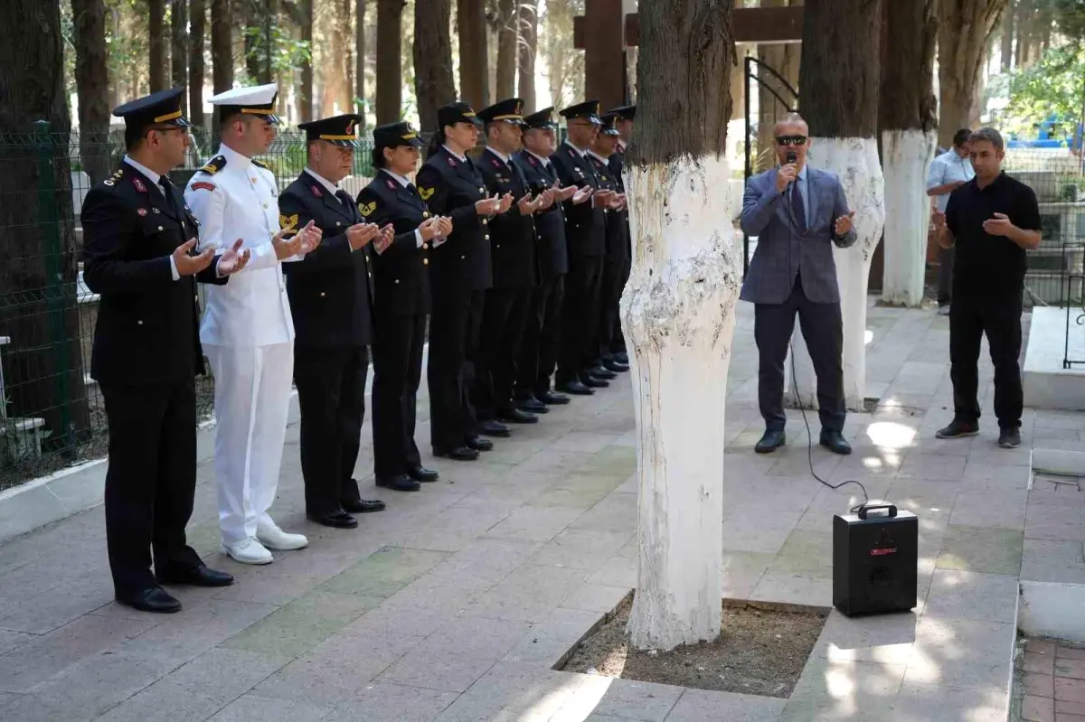 jandarma-teskilatinin-186-kurulus-yil-donumu-edremitte-kutlandi-TL1dvxYN.jpg