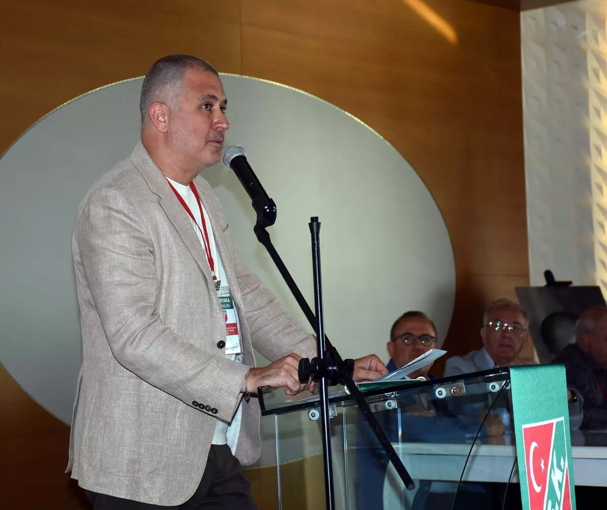 karsiyaka-spor-kulubunde-ilker-ergullu-istifa-etti-rxmFFzG8.jpg