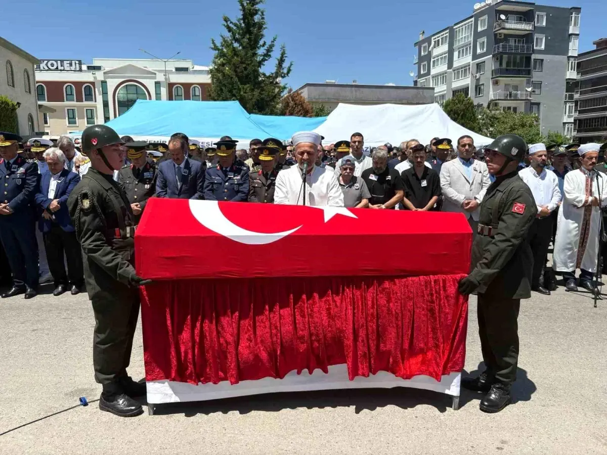 sehit-albay-izmirde-son-seyahatine-ugurlandi-BcvNpbdh.jpg