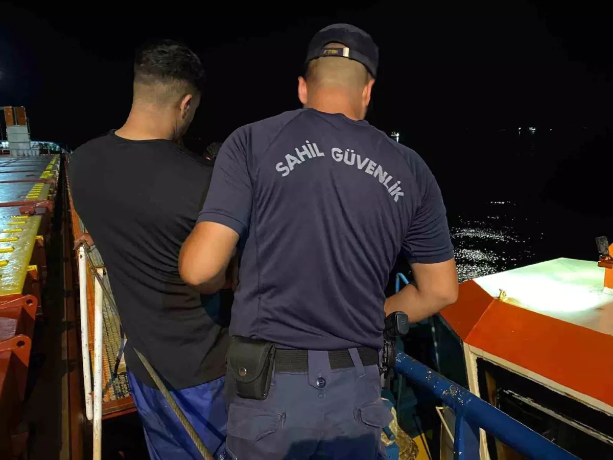 canakkale-aciklarinda-yasa-disi-gocmen-operasyonu-Kp1iJRwV.jpg