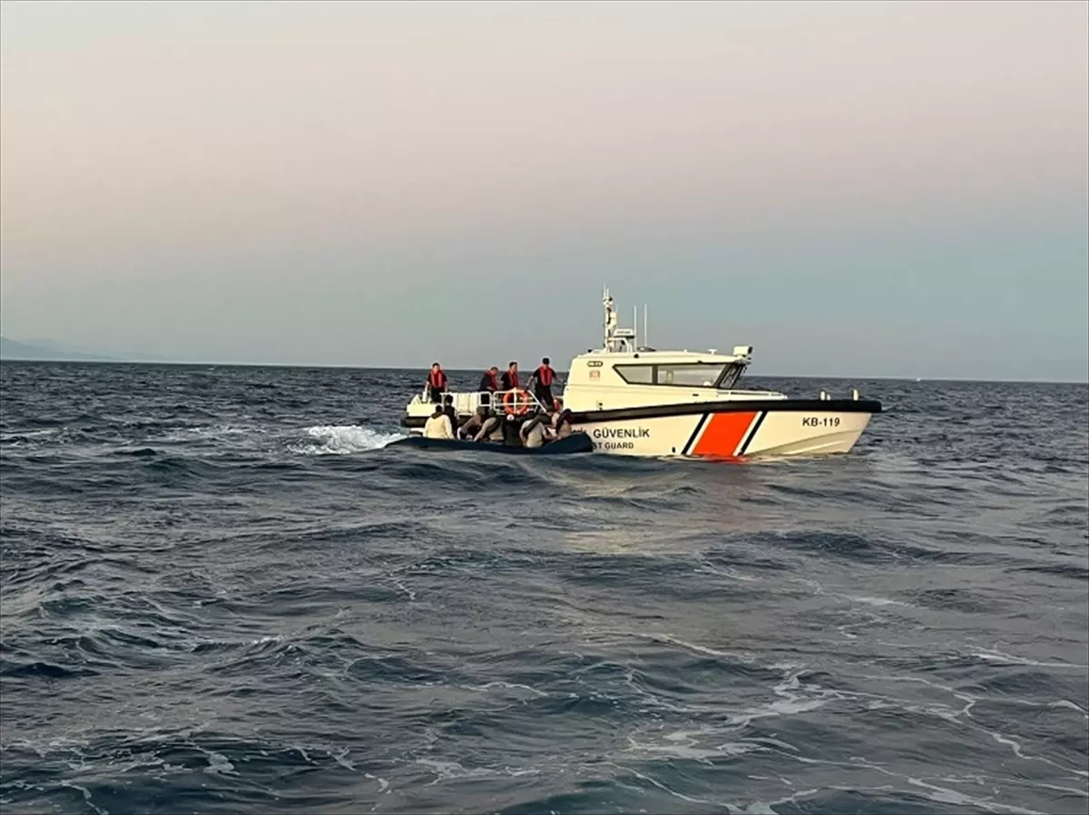 canakkale-ayvacikta-17-sistemsiz-gocmen-yakalandi-htNZpfu6.jpg