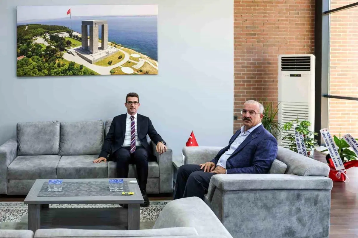 canakkale-valisinden-yeni-kaymakama-ziyaret-uU4pa7jV.jpg
