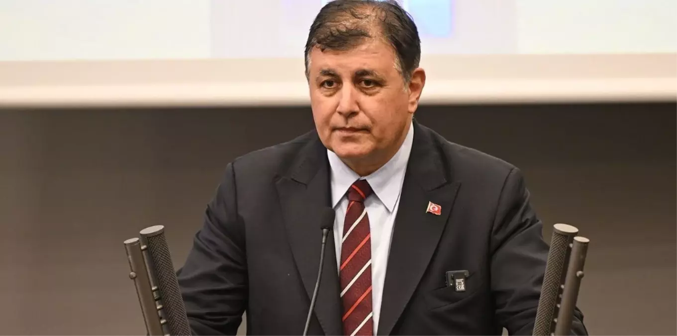 cemil-tugay-kimdir-aslen-nerelidir-izmir-belediye-baskani-cemil-tugay-hangi-partiden-74kIAWDP.jpg