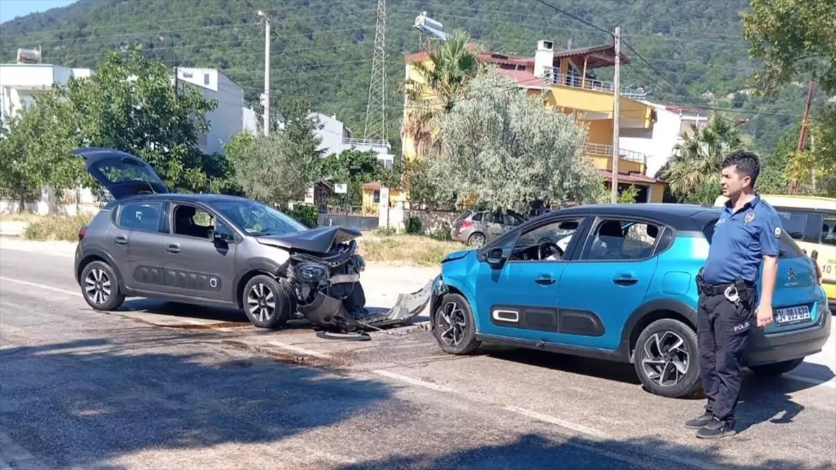 erdekte-trafik-kazasi-5-yarali-9C3vnaQv.jpg