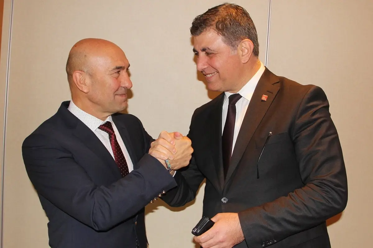 izmir-buyuksehir-belediyesine-yonelik-sorusturma-cemil-tugayin-sikayetiyle-baslamis-IHqHtNnd.jpg