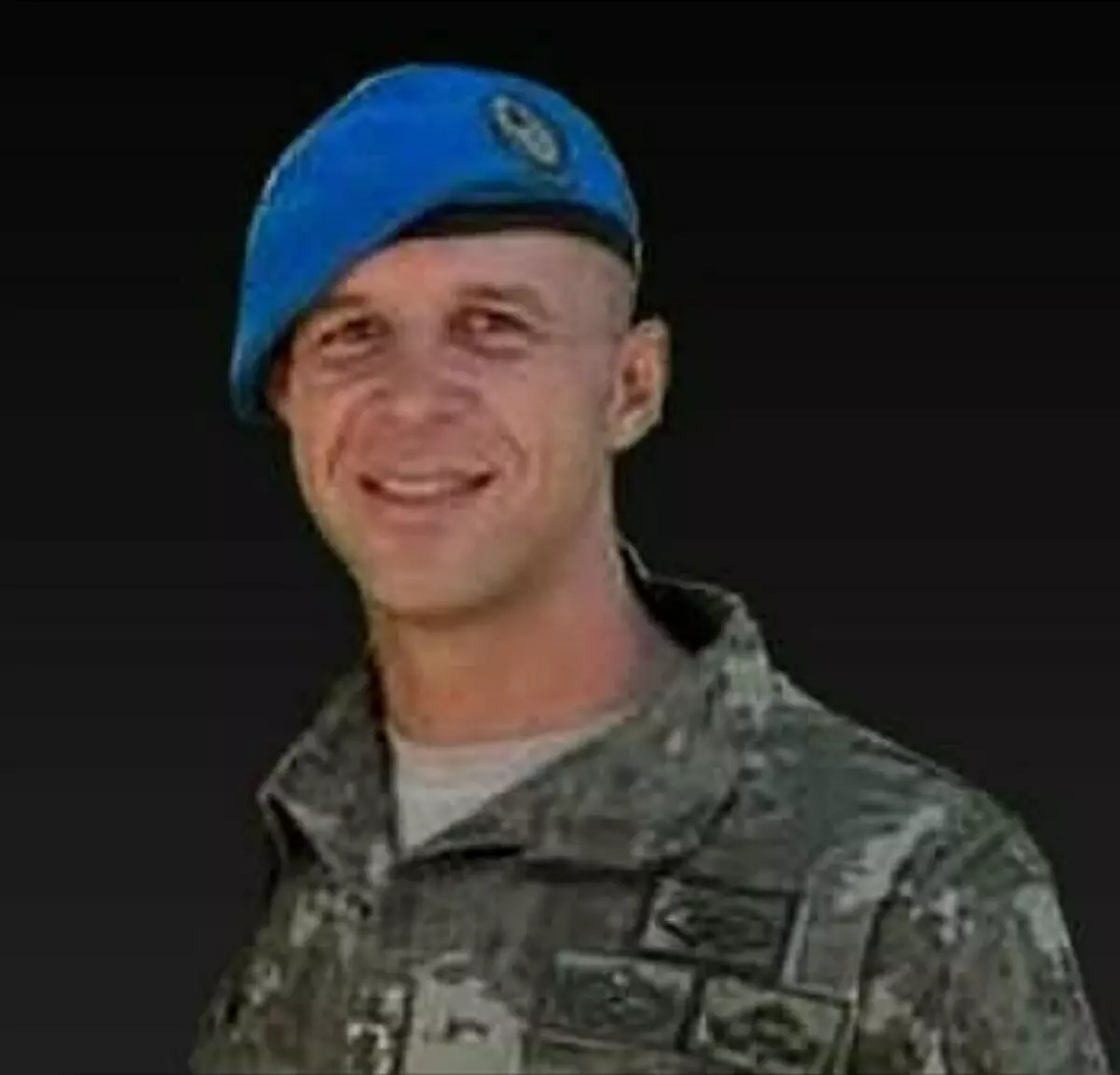 pence-kilit-harekatinda-sehit-olan-askerin-ailesine-aci-haber-verildi-zv9fr5tc.jpg