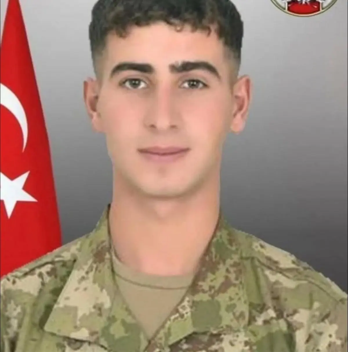 pence-kilit-harekatinda-sehit-olan-piyade-kontratli-er-ahmet-nesil-son-seyahatine-ugurlandi-qjvOJKQD.jpg