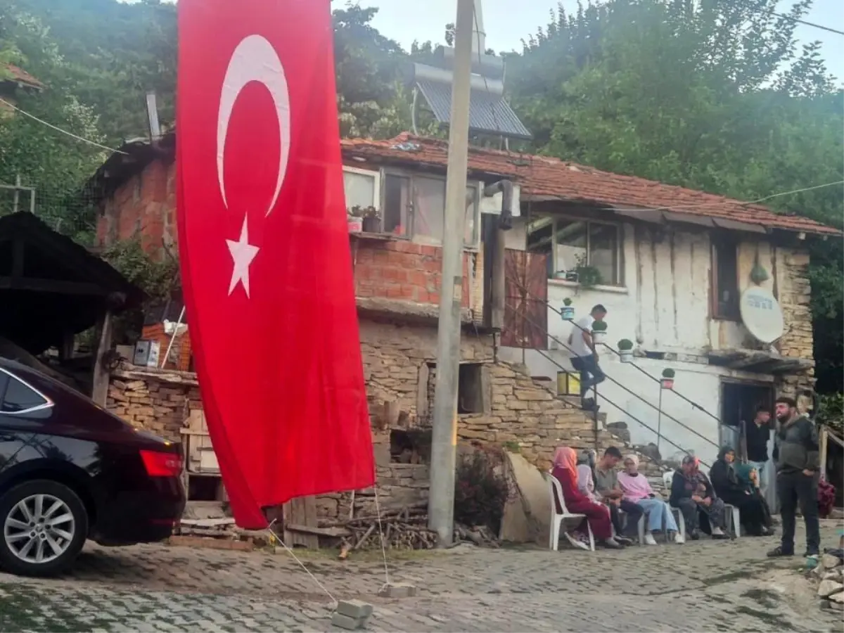 sehit-kontratli-er-ahmet-jenerasyon-son-seyahatine-ugurlandi-S9O9pfEW.jpg